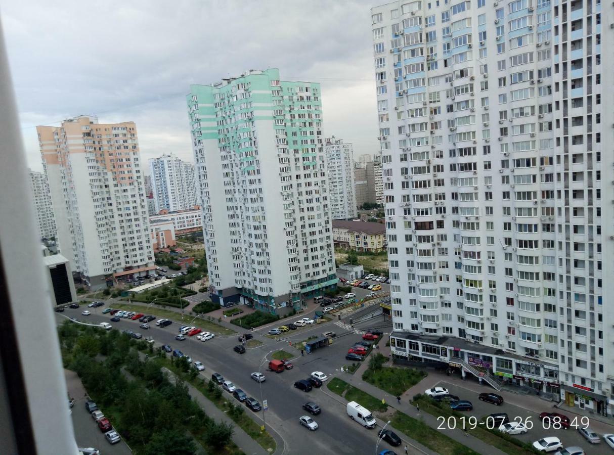 Люкс Апартаменты На Позняках Kyiv Exterior photo